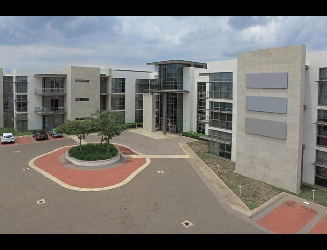 874M² OFFICE TO LET IN WATERFALL